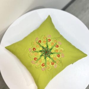 Декоративна подушка-оберіг Мандала Прийняття 32×32