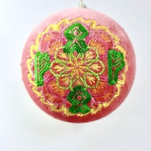 Ялинкова куля з мандалою «Гроші повертаються додому» 12 см, коралова