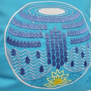 Подушка оберіг Tiferet NF Фонтан Достатку 30х30 см блакитний котон деталі вишивки