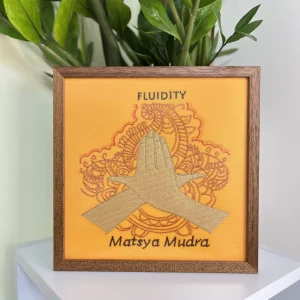 вишивка matsya mudra символ плинність життя гнучкість баланс деталь картини